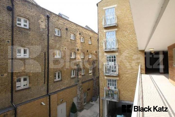  Boasting size, quality & location Bombay Court  St.Marychurch Street , Rotherhithe Village